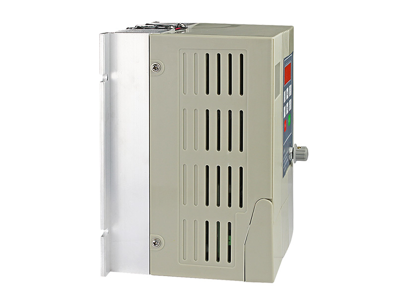 4000H通用變頻器，變頻器三相380V，變頻器廠家，電機變頻器